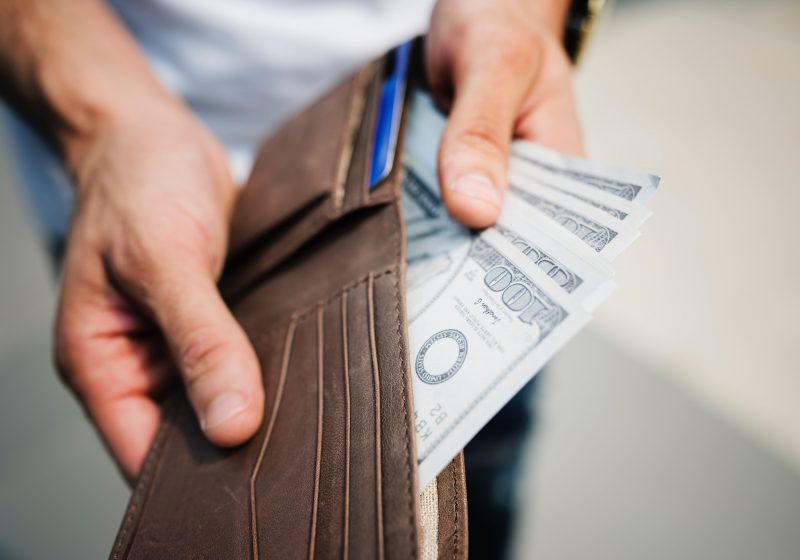 pożyczka pozabankowa na raty a chwilówka - porównanie